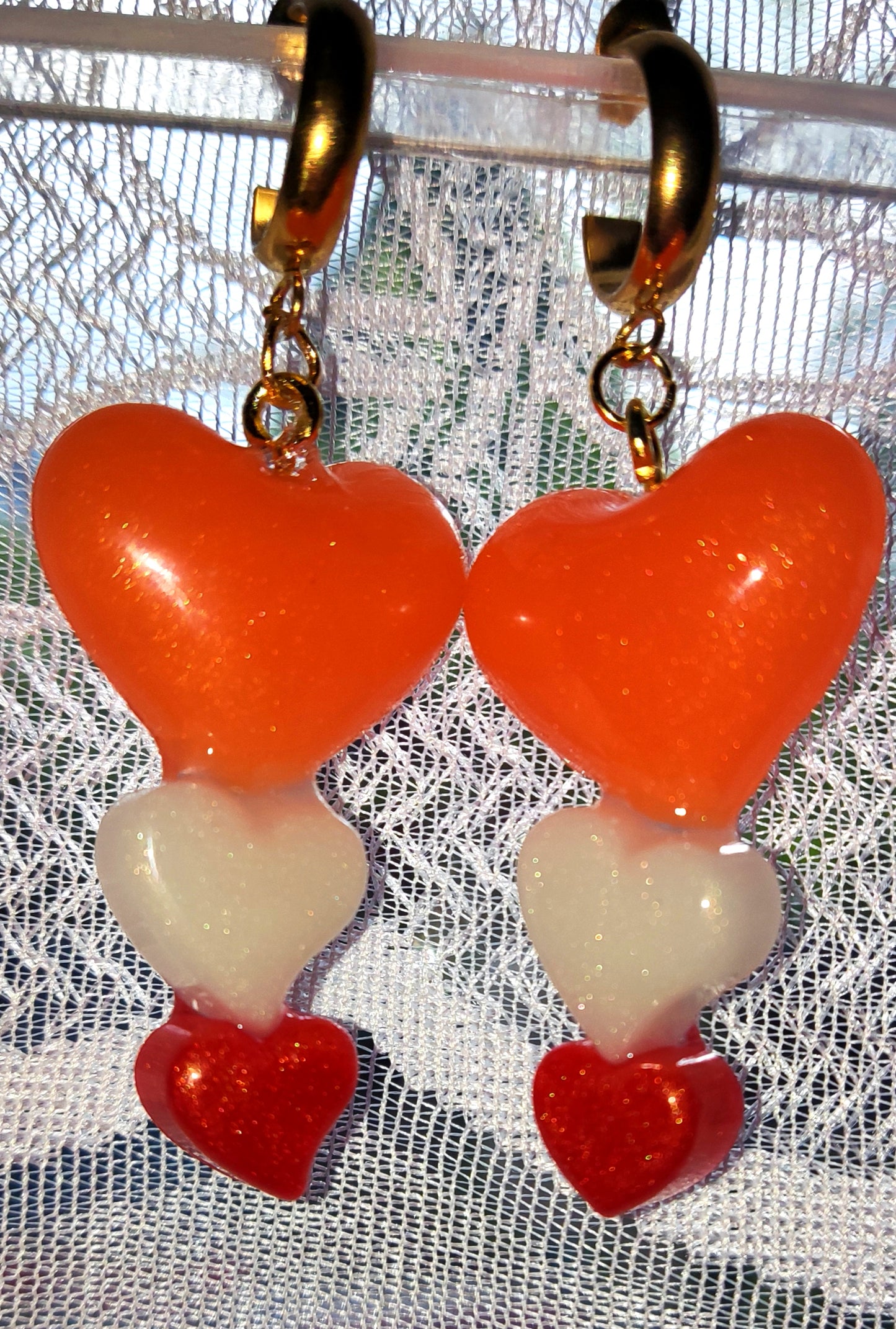 Boucles d'oreille coeur en resine